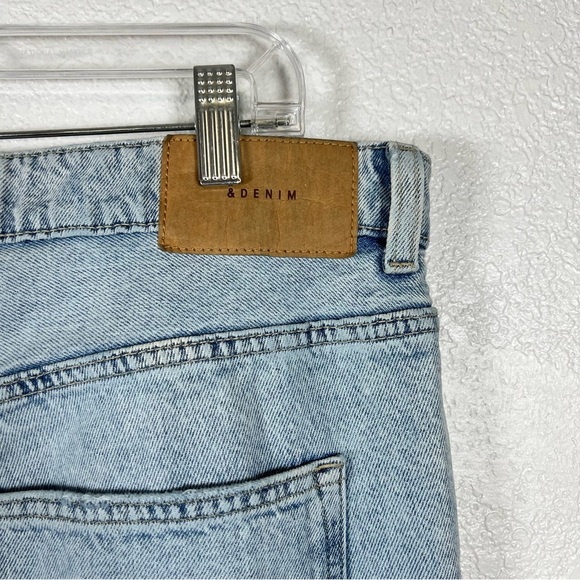 H&M Woman’s Distressed Boyfriend Low Waist Denim Jeans Size 14 - Picture 7 of 9